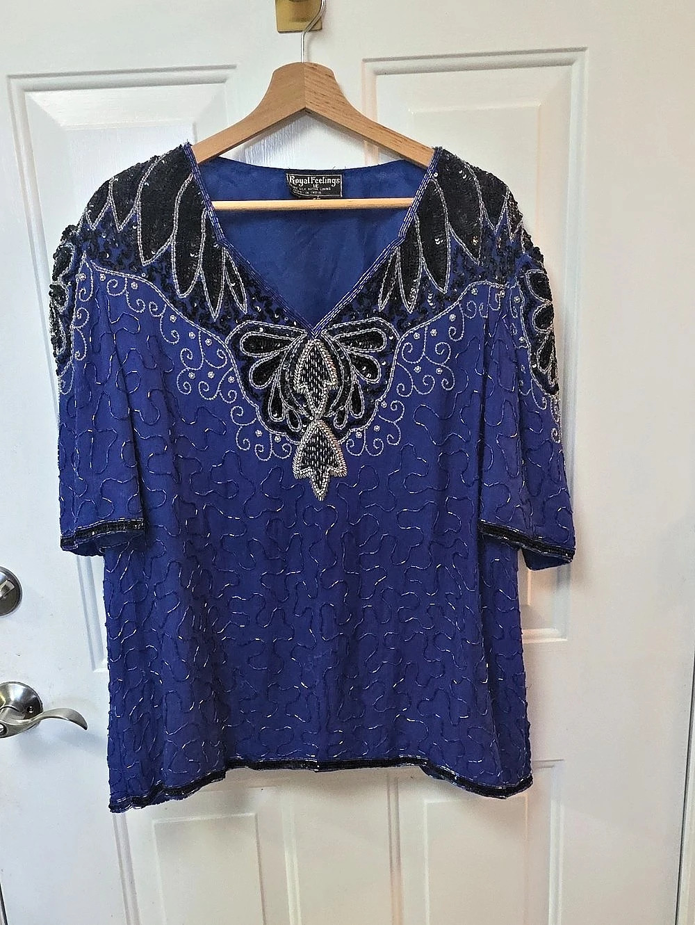 Royal Feelings Beaded Abstract Blouse in Blue & Black Size 2X